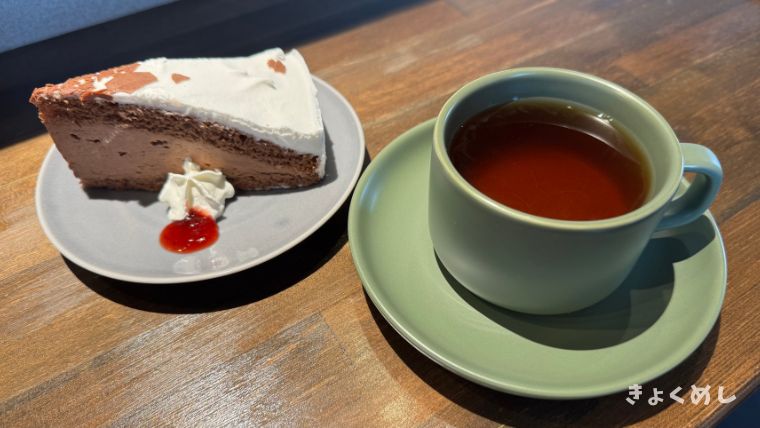 旭川グルメ CALAcafe カラカフェ 永山 カフェ ケーキセット