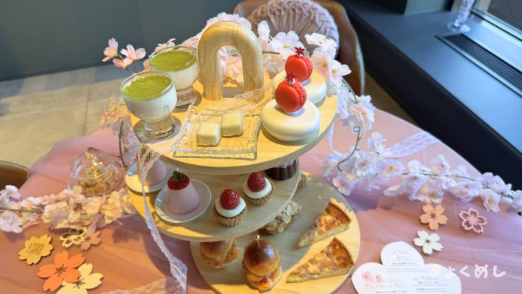 旭川グルメ　OMO7旭川　桜香るアフタヌーンティー　スイーツ メニュー