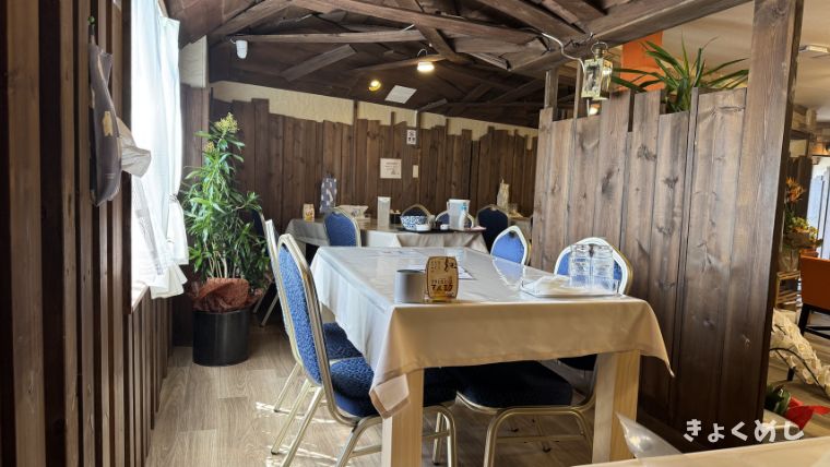 旭川グルメ　旭川市東光　福こい食堂　ふくこい食堂　長崎ちゃんぽん　チキン南蛮　ランチ　ディナー 店内