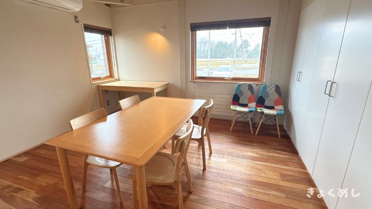 旭川グルメ きょくめし 当麻 ランチ moonloidcafe ムーンロイドカフェ 子連れランチ 店内 個室