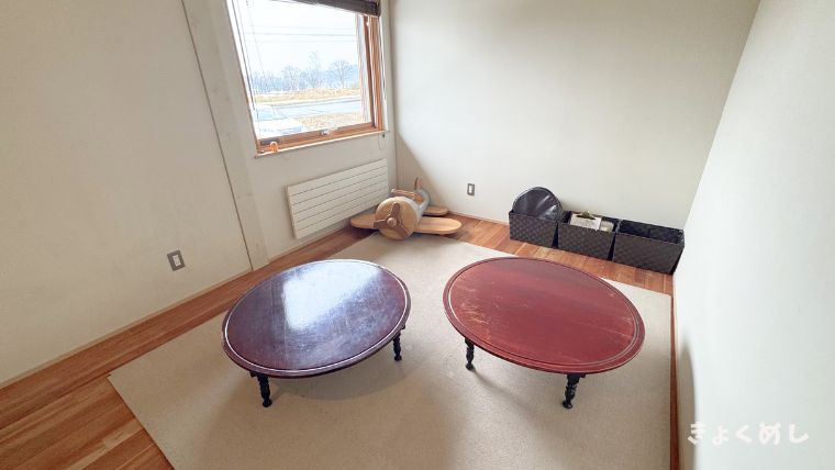 旭川グルメ きょくめし 当麻 ランチ moonloidcafe ムーンロイドカフェ 子連れランチ 店内 個室