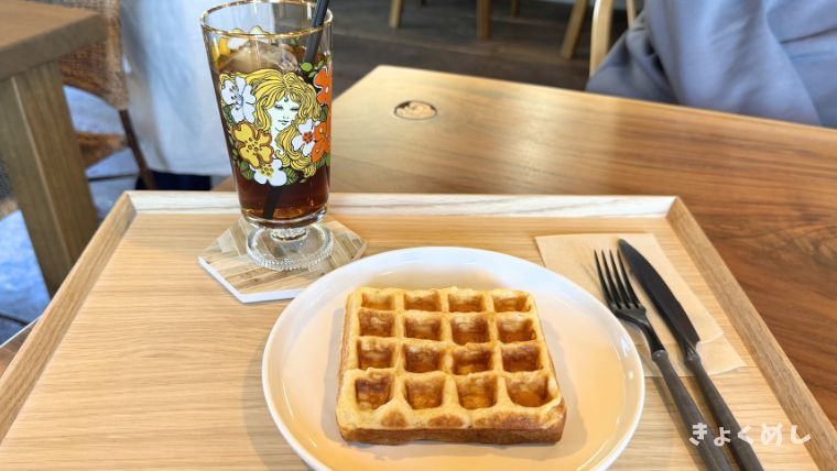 旭川グルメ　ARROWS COFFEE&BAGEL　東神楽町　移転オープン　アローズコーヒー　カフェ ワッフル