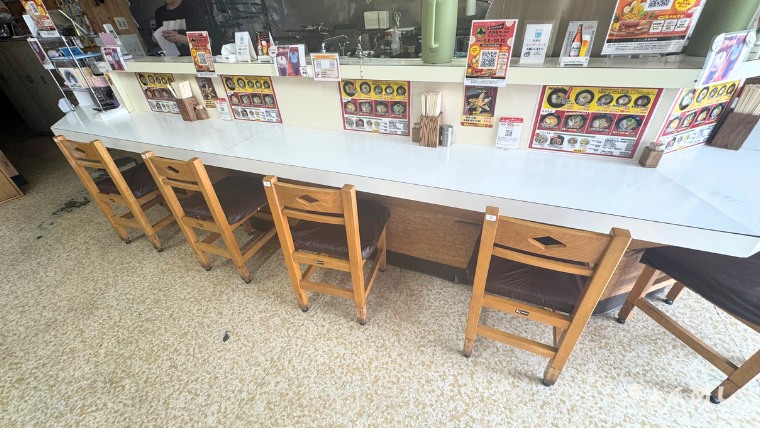 旭川グルメ　味の番番　本店　旭川　ラーメン　店内