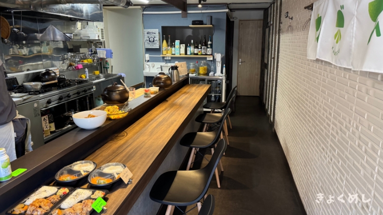 旭川グルメ　カボス　ランチ　ちょい飲み　テイクアウト 店内