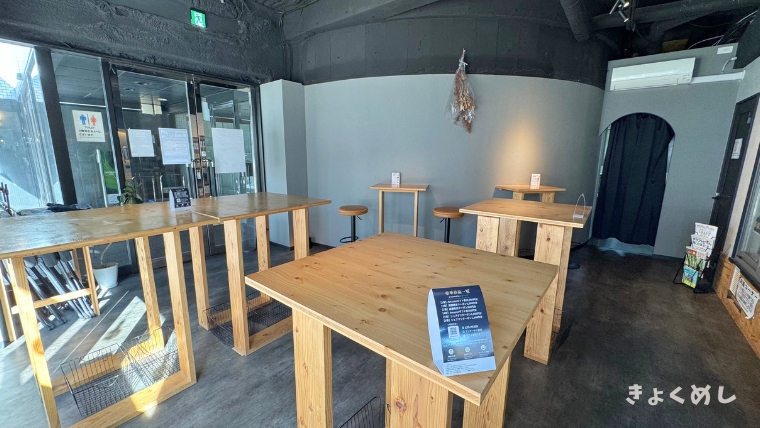旭川グルメ liberalcoffee リベラルコーヒー 新店舗 珈琲店 まちなか 店内